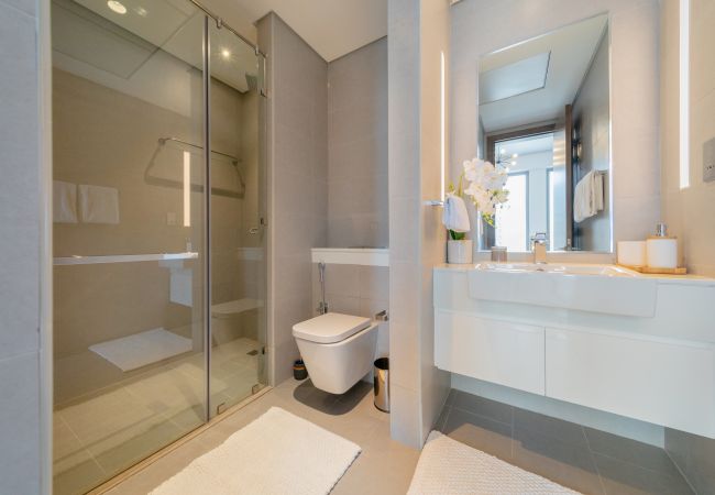 Apartment in Dubai - Amazing Skyscraper 3BR with Burj Khalifa View Apartment in Dubai - Amazing Skyscraper 3BR with Burj Khalifa View