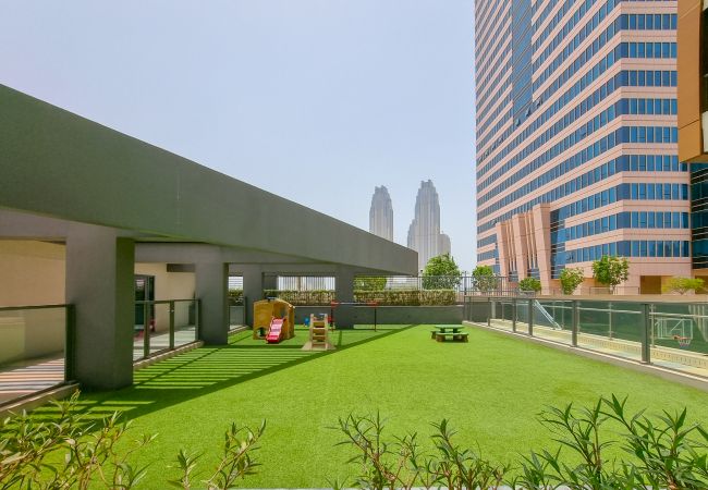 Apartment in Dubai - Amazing Skyscraper 3BR with Burj Khalifa View Apartment in Dubai - Amazing Skyscraper 3BR with Burj Khalifa View
