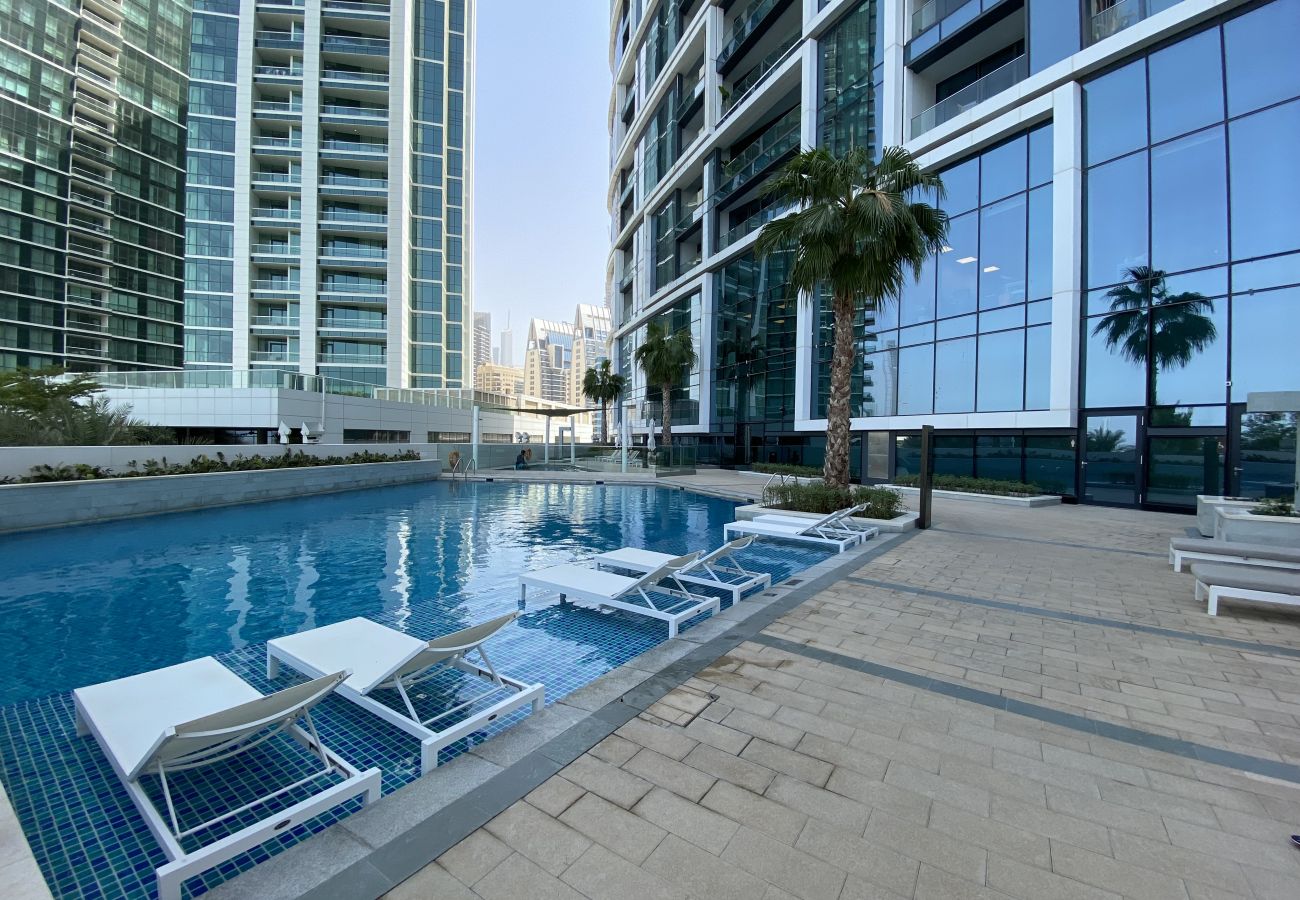 Apartment in Dubai - Marvelous 1BR Apt with Marina View at Address JBR