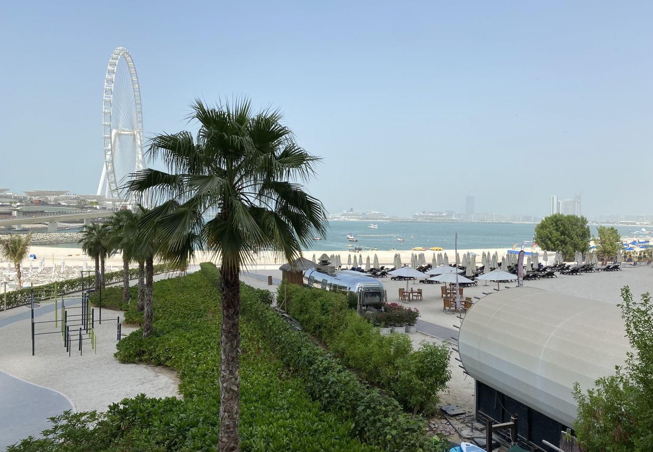 Apartment in Dubai - Marvelous 1BR Apt with Marina View at Address JBR