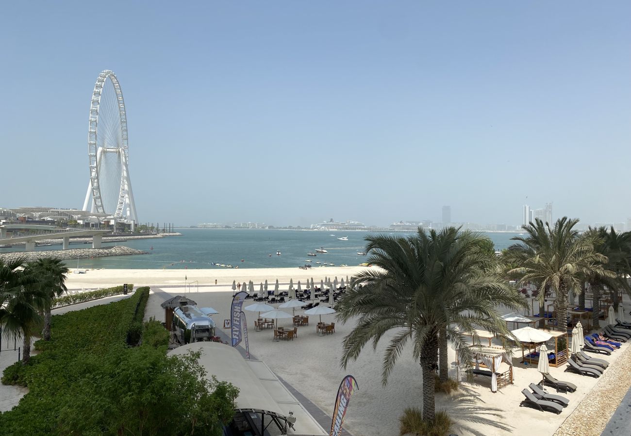 Apartment in Dubai - Marvelous 1BR Apt with Marina View at Address JBR