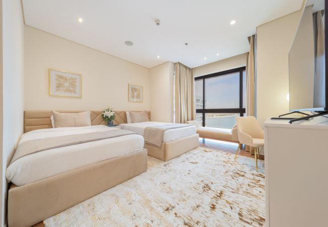 Apartment in Dubai -  Astounding 2BR with Sea View at Anantara The Palm Apartment in Dubai -  Astounding 2BR with Sea View at Anantara The Palm