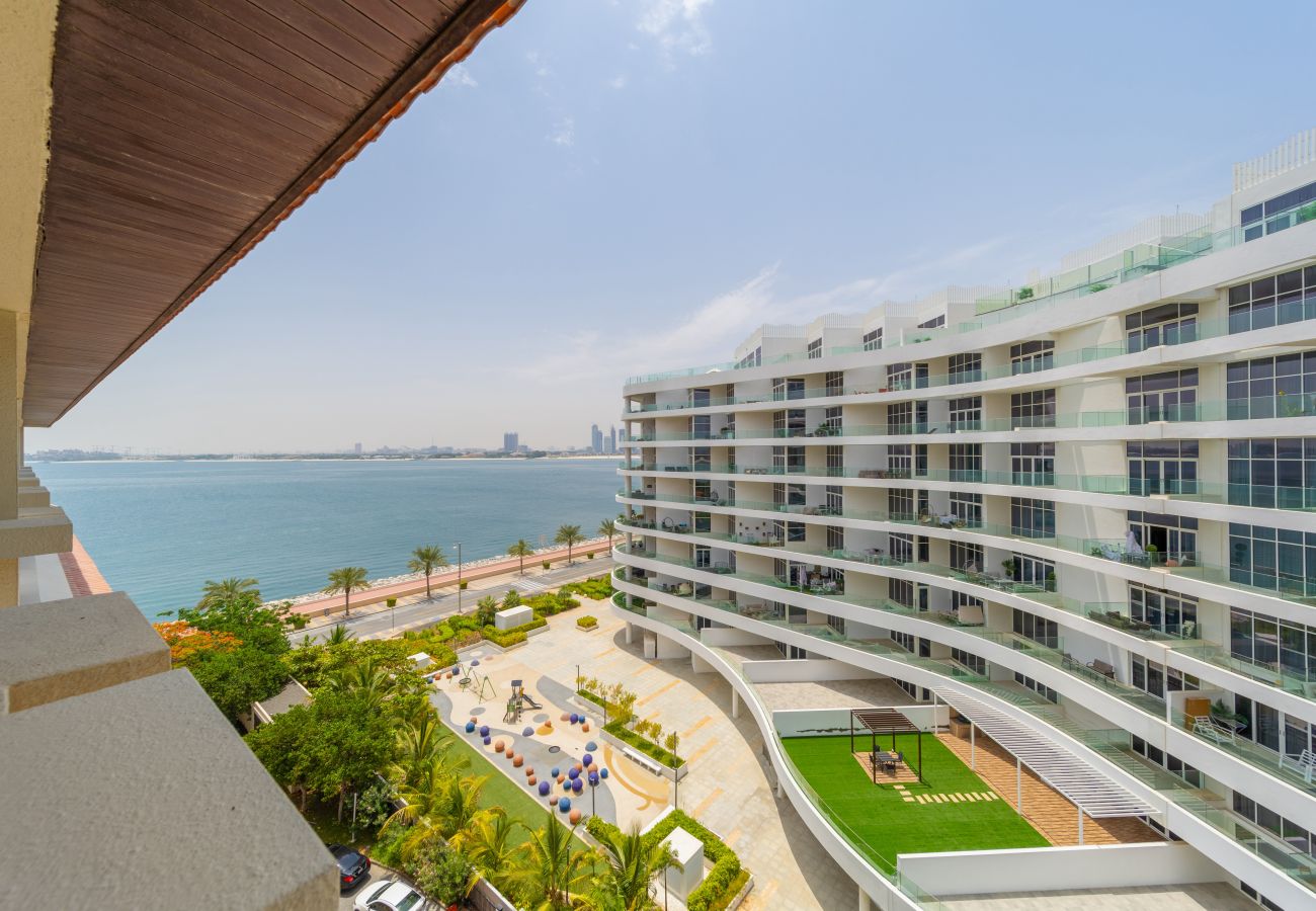 Apartment in Dubai -  Astounding 2BR with Sea View at Anantara The Palm