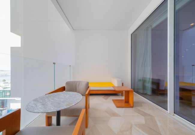 Apartment in Dubai - Astounding 1BR Apartment with Sea View Apartment in Dubai - Astounding 1BR Apartment with Sea View