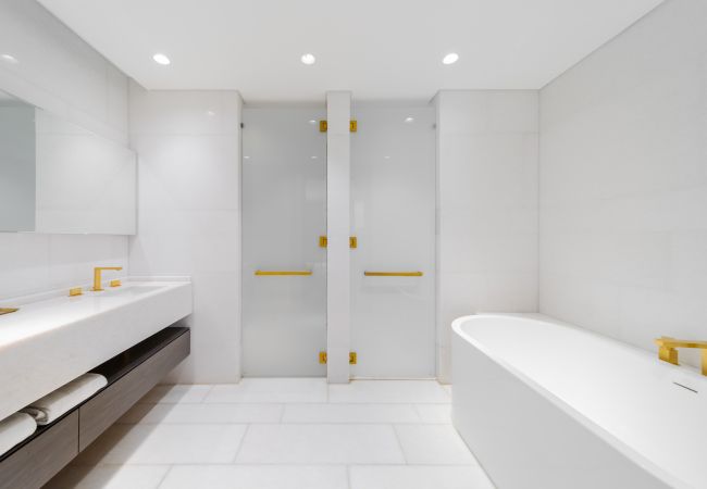 Apartment in Dubai - Astounding 1BR Apartment with Sea View Apartment in Dubai - Astounding 1BR Apartment with Sea View