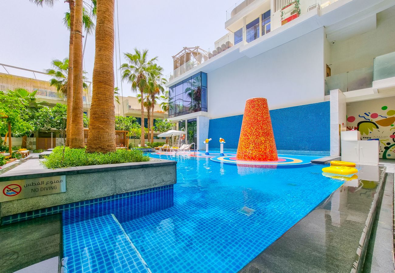 Apartment in Dubai - Astounding 1BR Apartment with Sea View