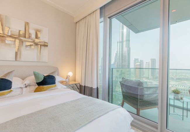 Apartment in Dubai - Exquisite 3BR Apt with Burj Khalifa view Apartment in Dubai - Exquisite 3BR Apt with Burj Khalifa view