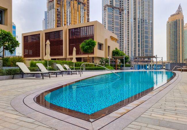 Apartment in Dubai - Exquisite 3BR Apt with Burj Khalifa view Apartment in Dubai - Exquisite 3BR Apt with Burj Khalifa view