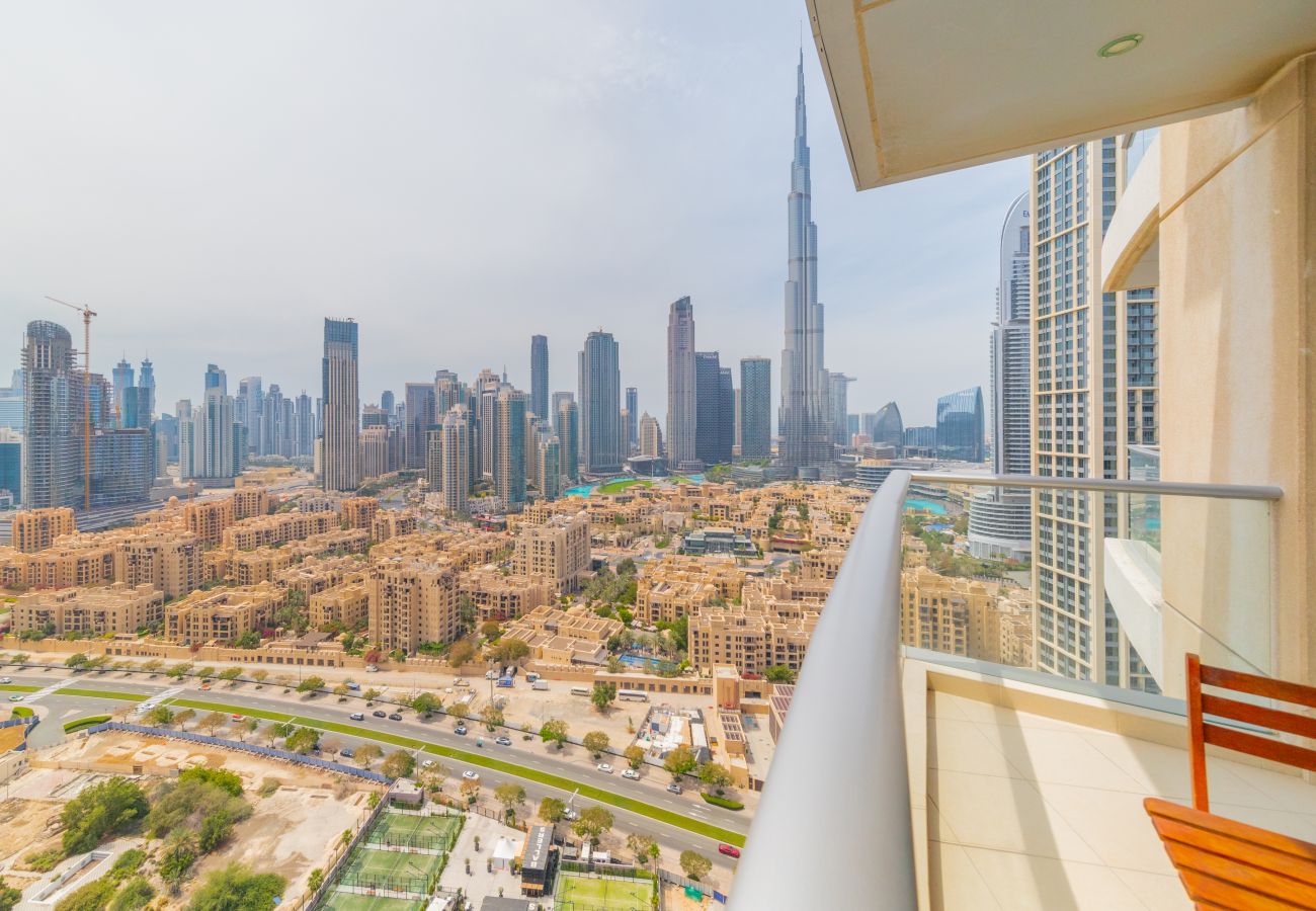 Apartment in Dubai - Astounding 2BR With Burj Khalifa View