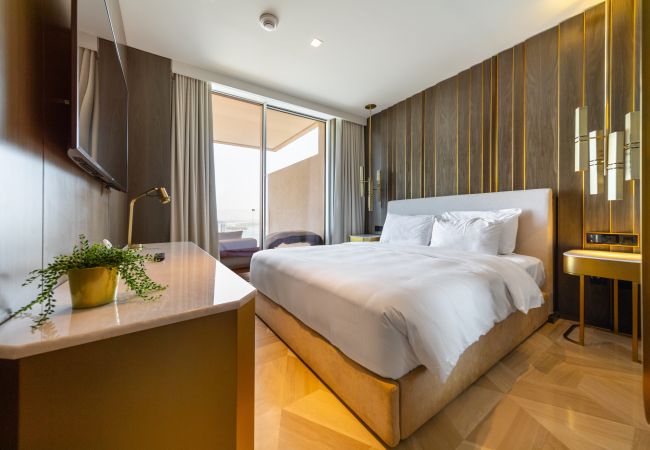 Apartment in Dubai - Fascinating 1BR with Burj Arab View at FIVE Palm Apartment in Dubai - Fascinating 1BR with Burj Arab View at FIVE Palm
