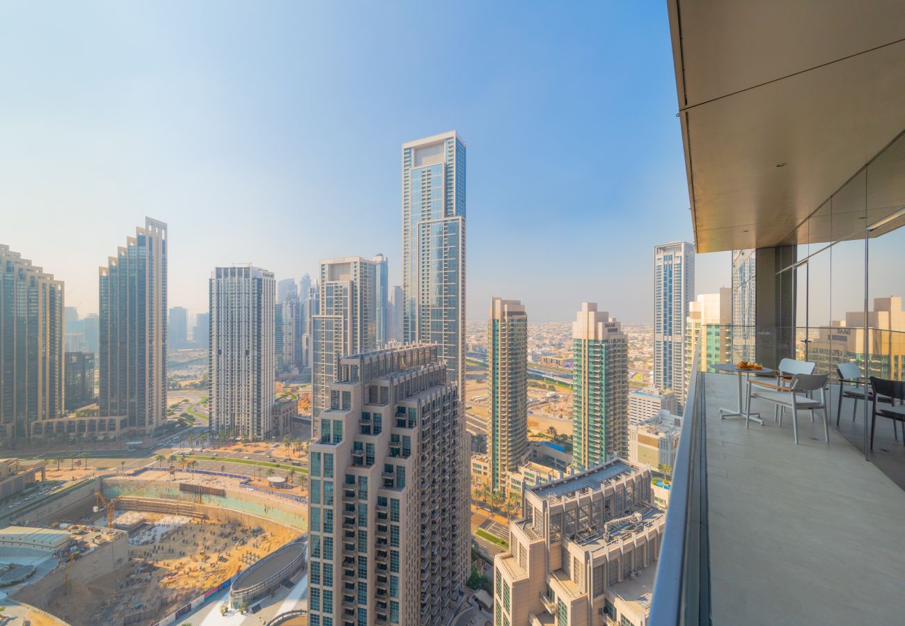 Apartment in Dubai - Chic 2BR Apt at Address Residences Dubai Opera