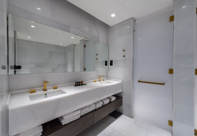 Apartment in Dubai - Astonishing 1BR Apt with Sea View Apartment in Dubai - Astonishing 1BR Apt with Sea View