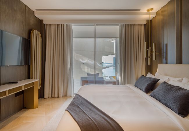 Apartment in Dubai - Astonishing 1BR Apt with Sea View Apartment in Dubai - Astonishing 1BR Apt with Sea View