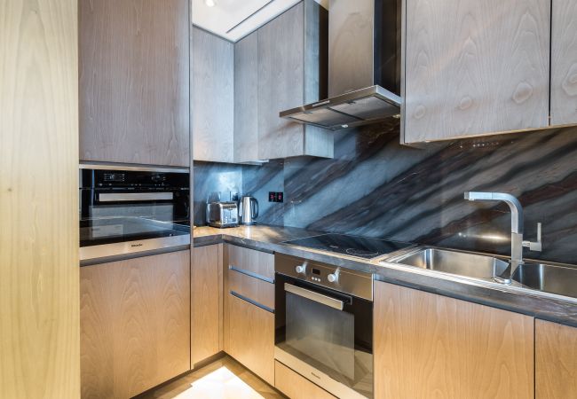 Apartment in Dubai - Astonishing 1BR Apt with Sea View Apartment in Dubai - Astonishing 1BR Apt with Sea View