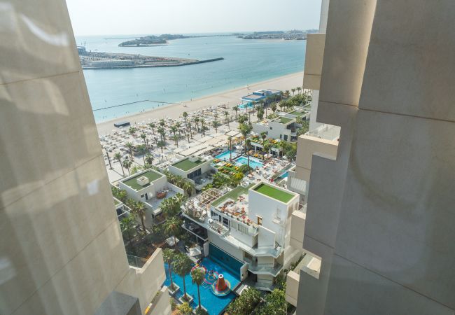 Apartment in Dubai - Astonishing 1BR Apt with Sea View Apartment in Dubai - Astonishing 1BR Apt with Sea View