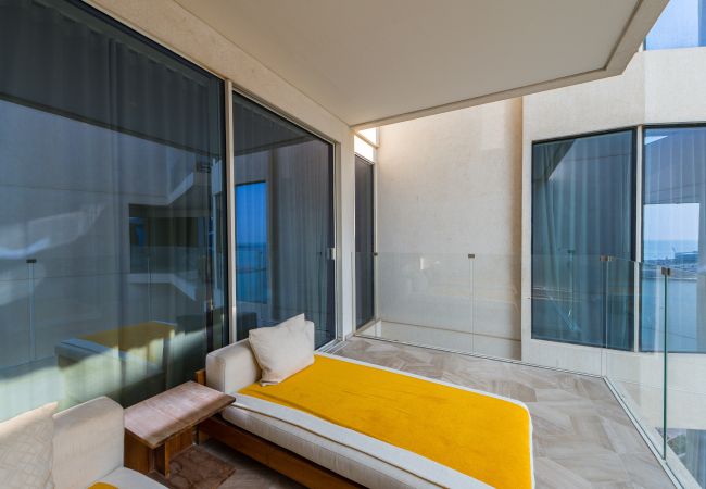 Apartment in Dubai - Astonishing 1BR Apt with Sea View Apartment in Dubai - Astonishing 1BR Apt with Sea View