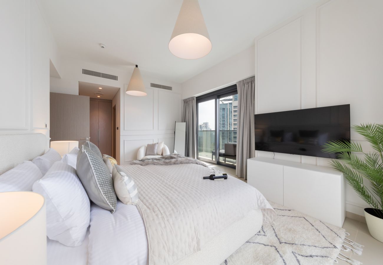 Apartment in Dubai - Glistening 2BR Apt at Downtown Dubai