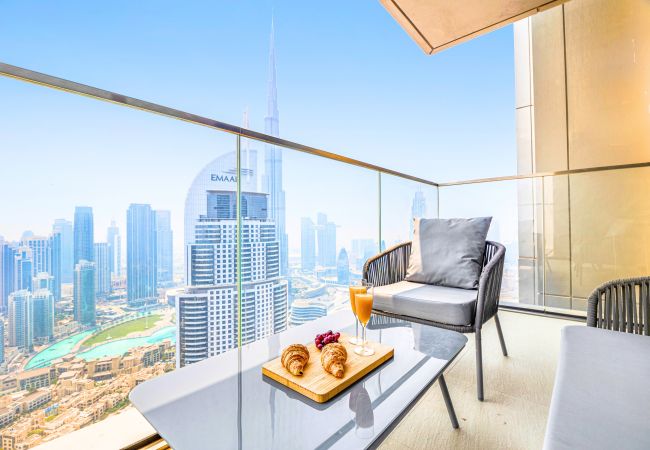 Apartment in Dubai - Superb 2BR w/Burj Khalifa & Fountain View Apartment in Dubai - Superb 2BR w/Burj Khalifa & Fountain View