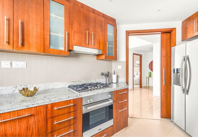 Apartment in Dubai - Superb 2BR w/Burj Khalifa & Fountain View Apartment in Dubai - Superb 2BR w/Burj Khalifa & Fountain View