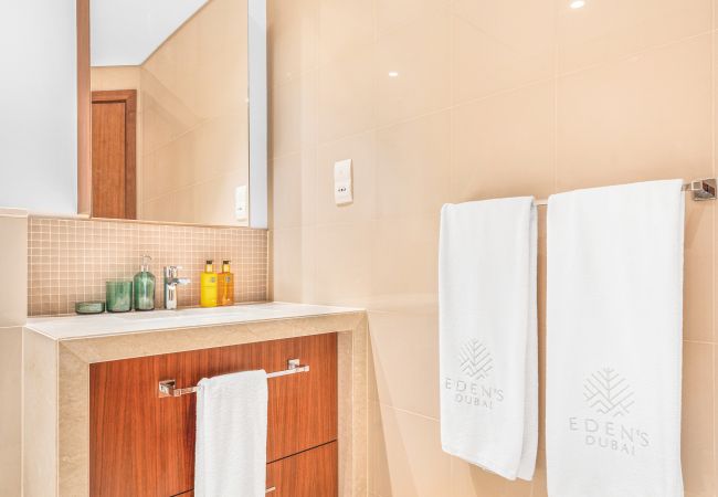 Apartment in Dubai - Superb 2BR w/Burj Khalifa & Fountain View Apartment in Dubai - Superb 2BR w/Burj Khalifa & Fountain View