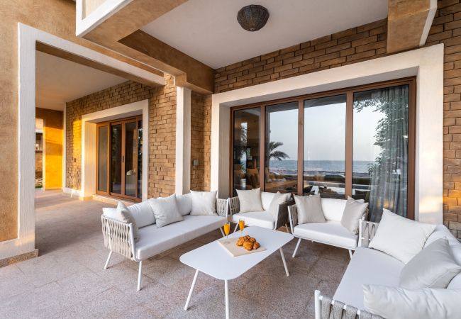 Apartment in Dubai - Startling 4BR Villa With Sea View Apartment in Dubai - Startling 4BR Villa With Sea View