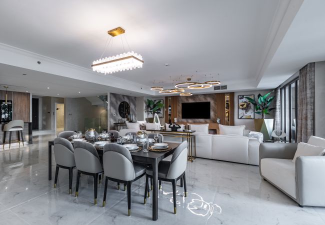 Apartment in Dubai - Startling 4BR Villa With Sea View Apartment in Dubai - Startling 4BR Villa With Sea View