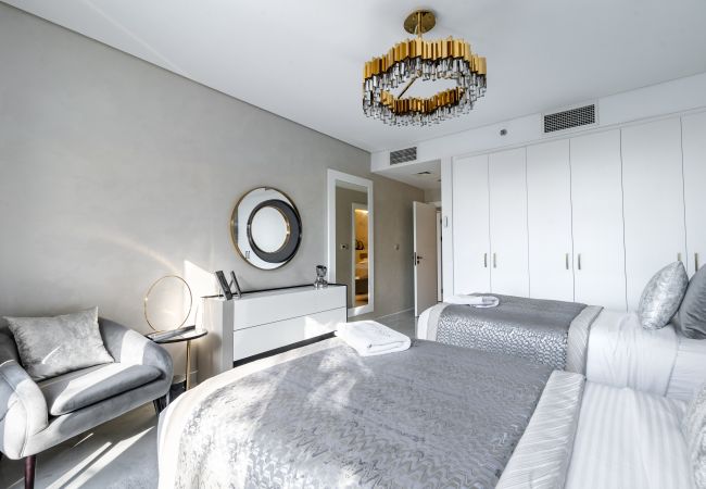 Apartment in Dubai - Startling 4BR Villa With Sea View Apartment in Dubai - Startling 4BR Villa With Sea View
