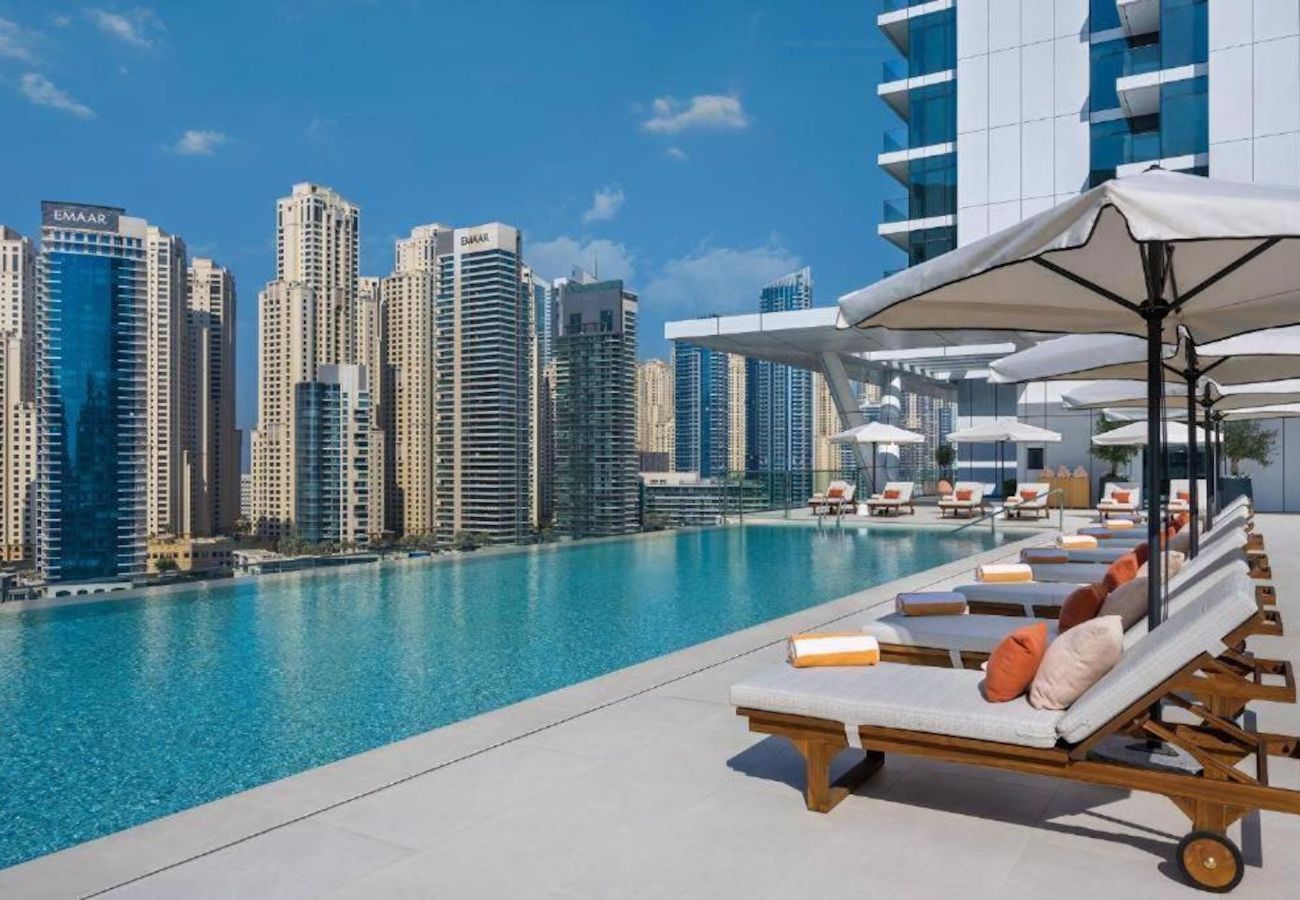 Apartment in Dubai - Dazzling 2BR Apt at VIDA Marina Residences