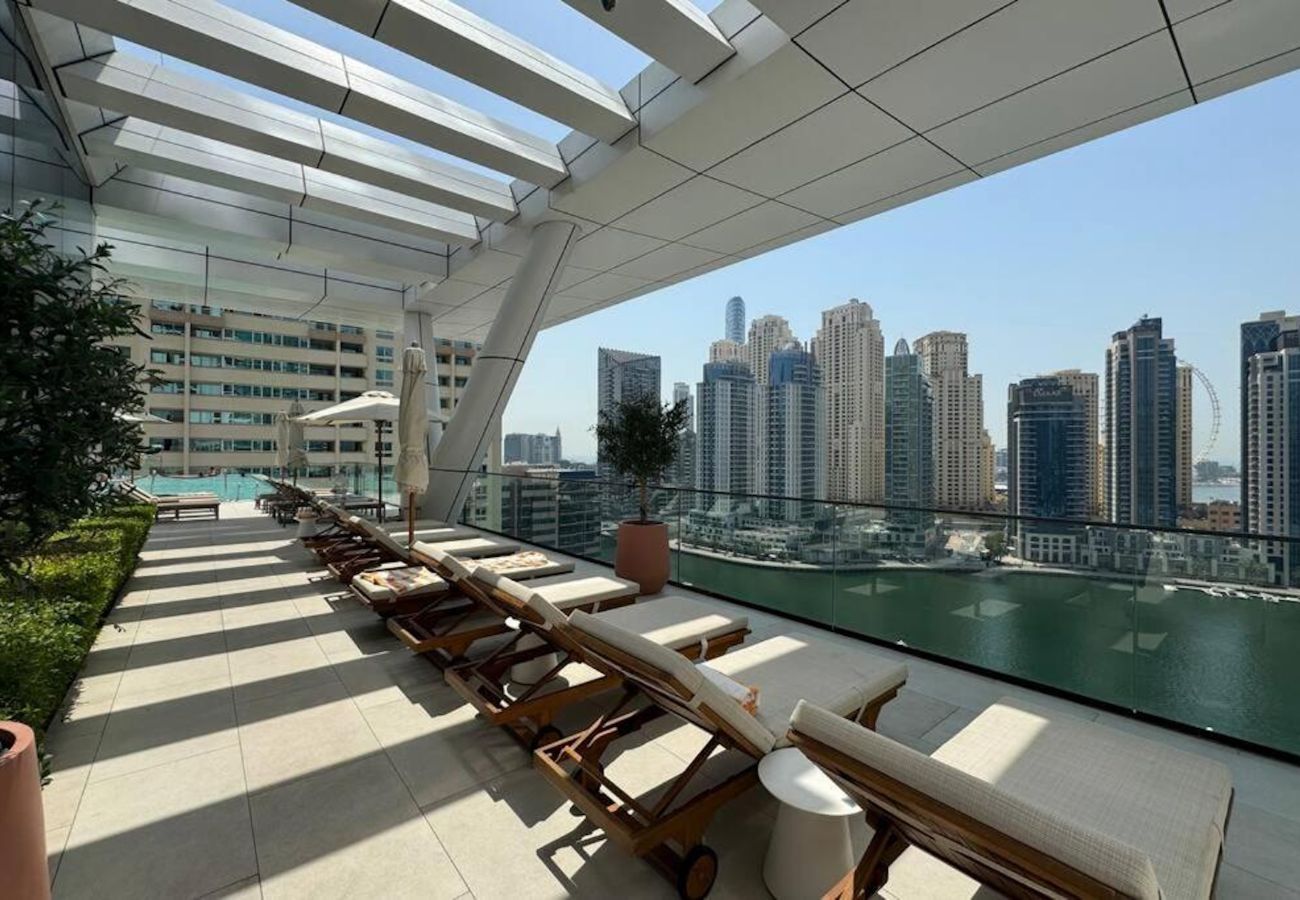 Apartment in Dubai - Dazzling 2BR Apt at VIDA Marina Residences