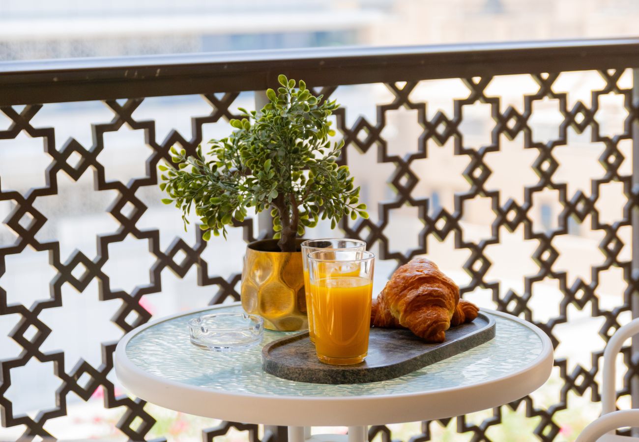Apartment in Dubai - Exquisite 1BR Apt in Downtown Dubai