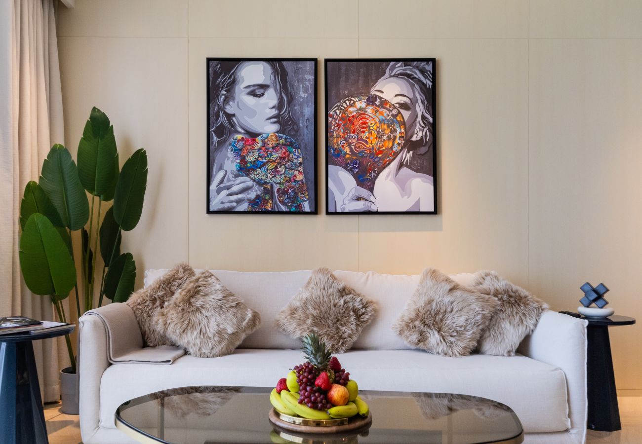 Apartment in Dubai - Extravagant 2BR Apt at FIVE Palm w/Sea View