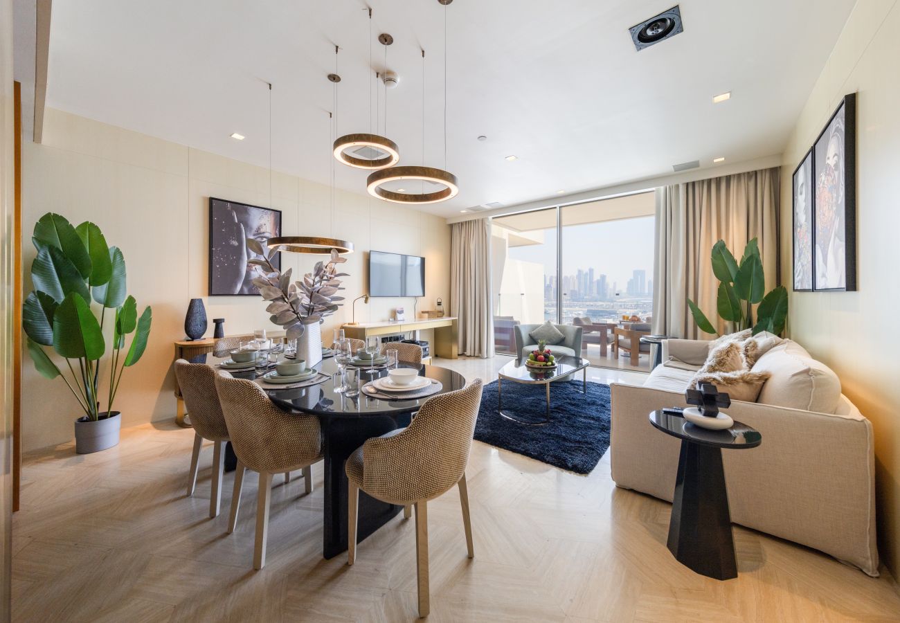 Apartment in Dubai - Extravagant 2BR Apt at FIVE Palm w/Sea View