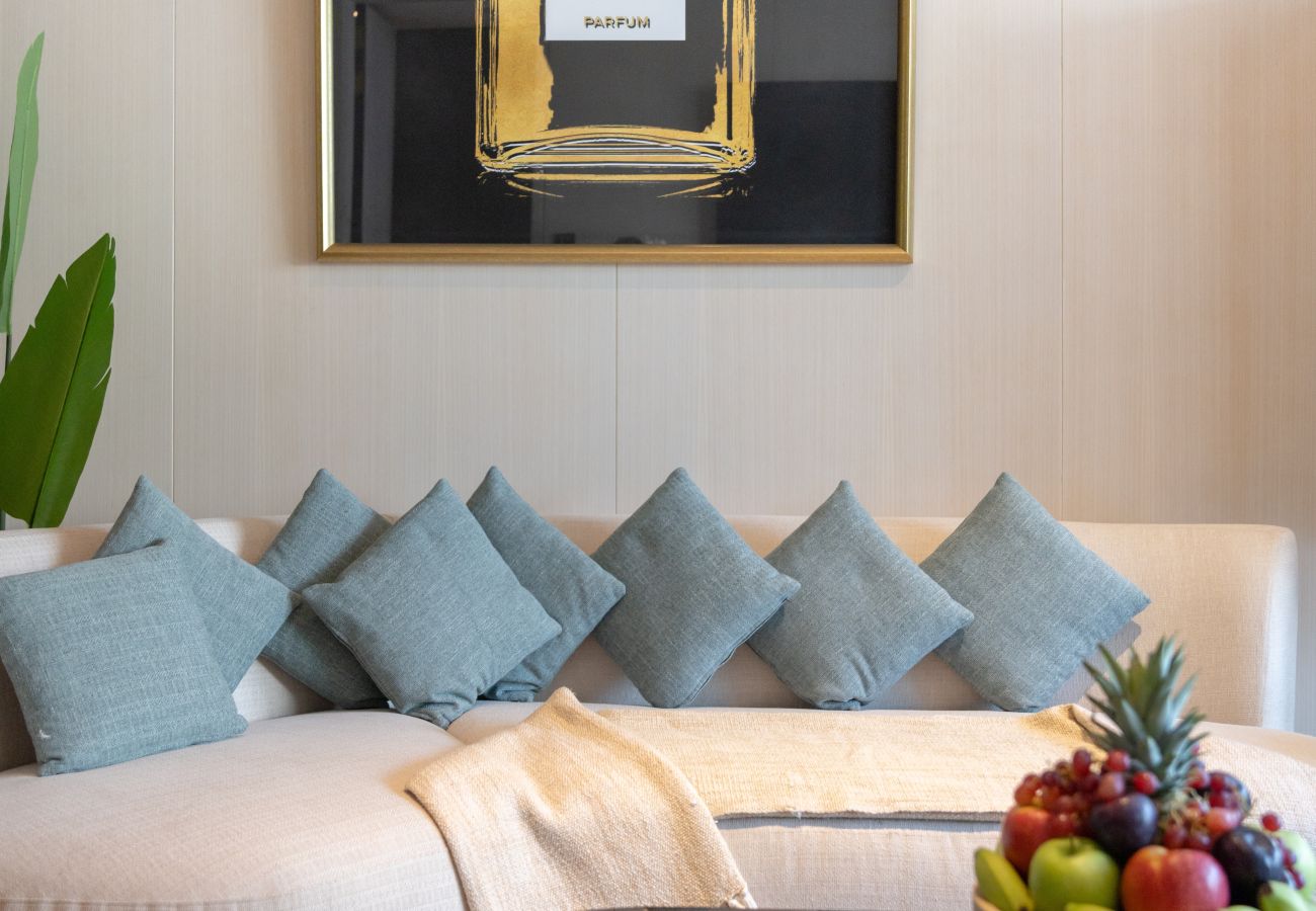 Apartment in Dubai - Startling 2BR Apt at FIVE Palm Residences