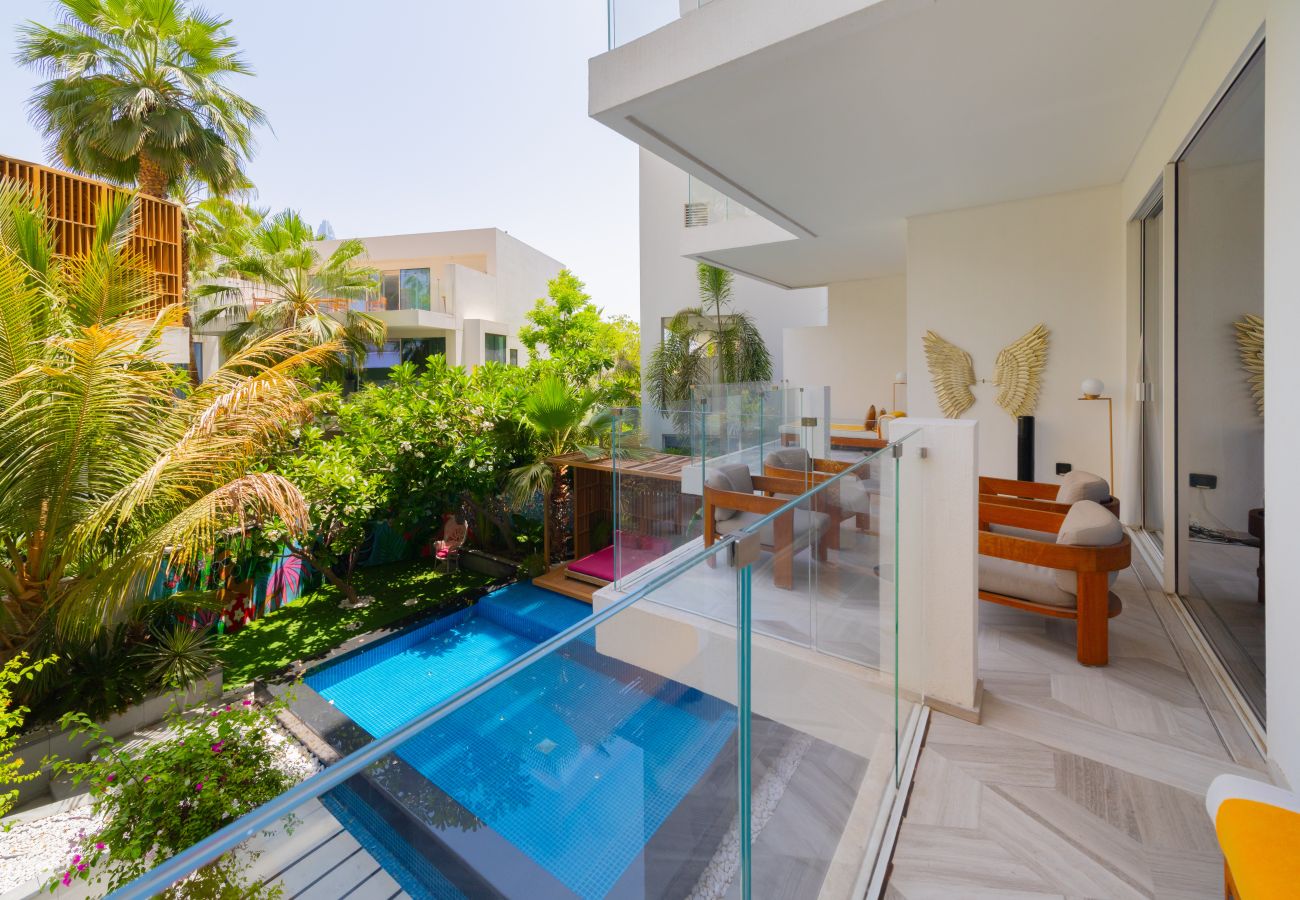 Apartment in Dubai - Startling 2BR Apt at FIVE Palm Residences