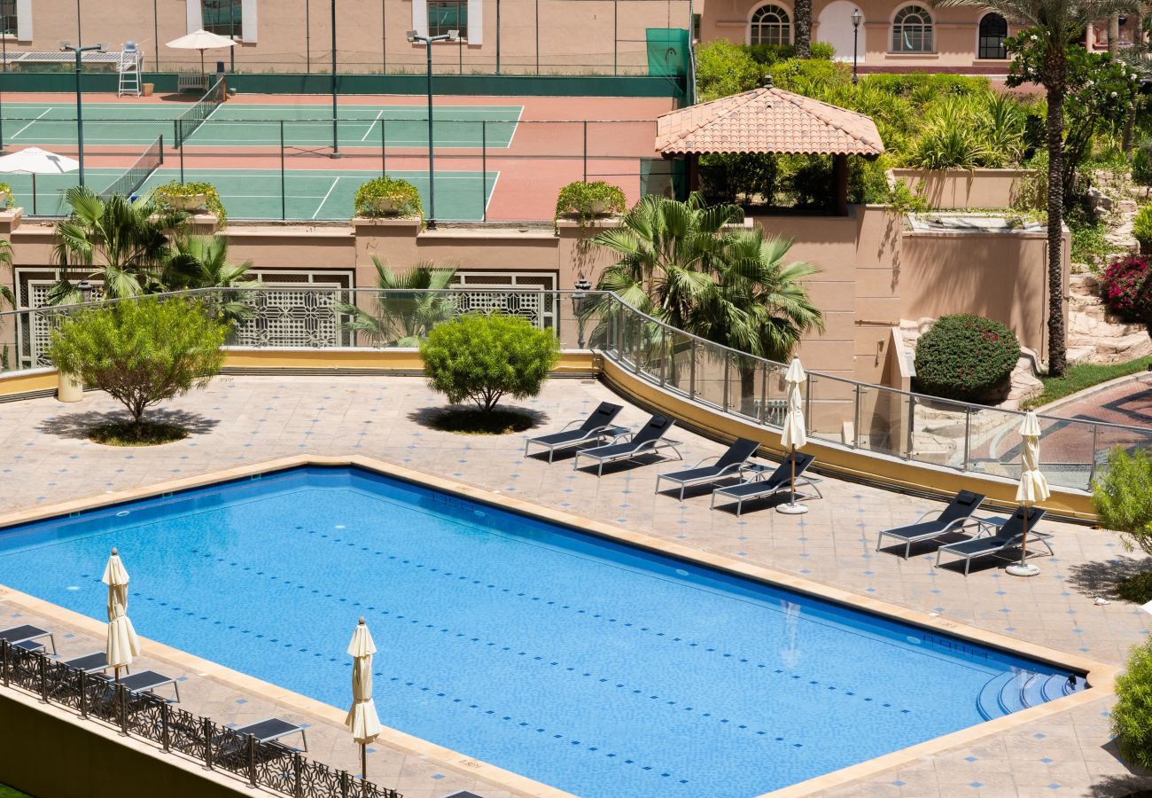 Apartment in Dubai - Dazzling 2BR Apt w/Beach Access at JBR