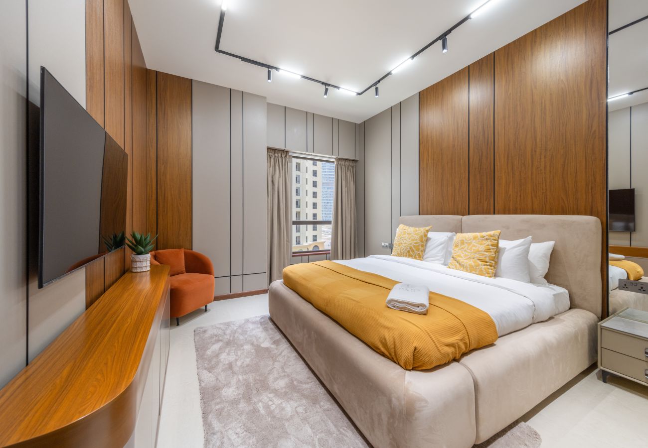Apartment in Dubai - Dazzling 2BR Apt w/Beach Access at JBR