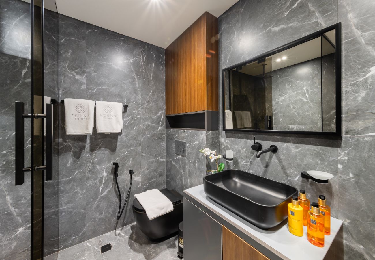 Apartment in Dubai - Dazzling 2BR Apt w/Beach Access at JBR