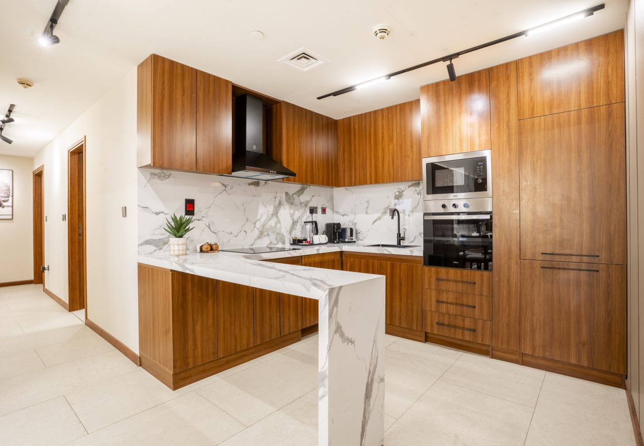 Apartment in Dubai - Dazzling 2BR Apt w/Beach Access at JBR