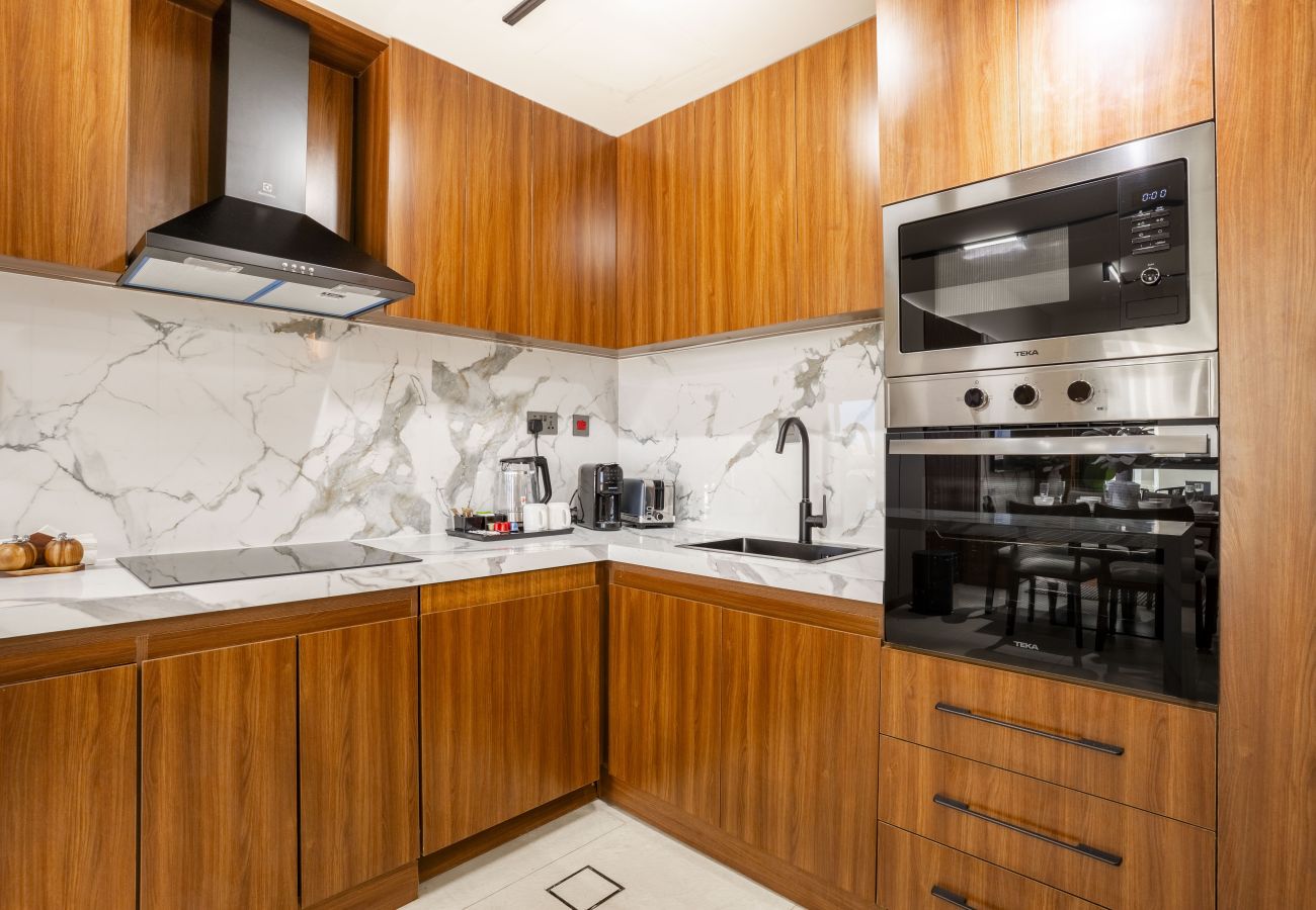 Apartment in Dubai - Dazzling 2BR Apt w/Beach Access at JBR