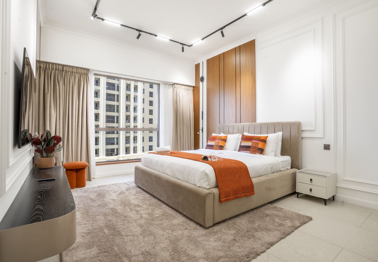 Apartment in Dubai - Dazzling 2BR Apt w/Beach Access at JBR