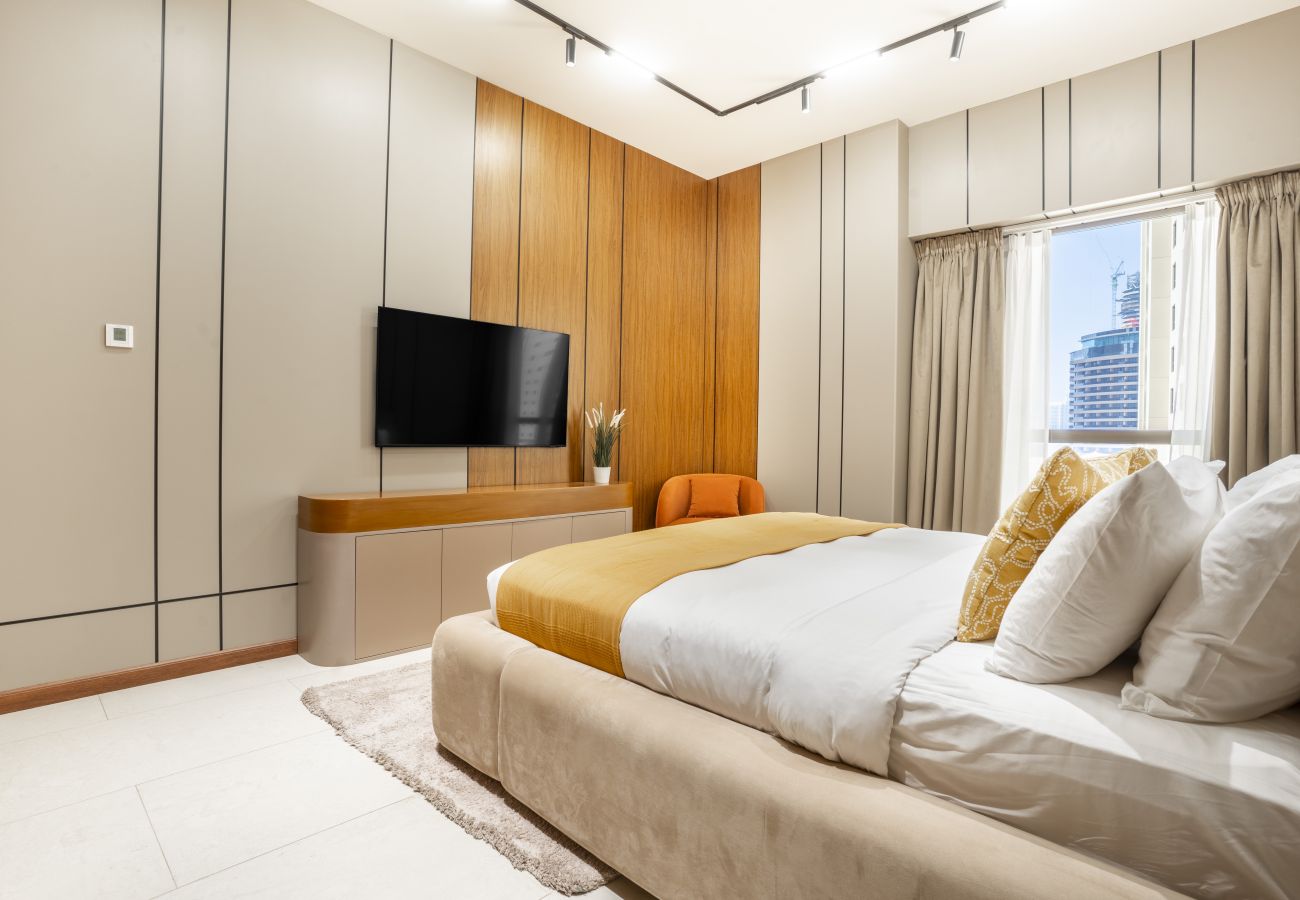 Apartment in Dubai - Dazzling 2BR Apt w/Beach Access at JBR