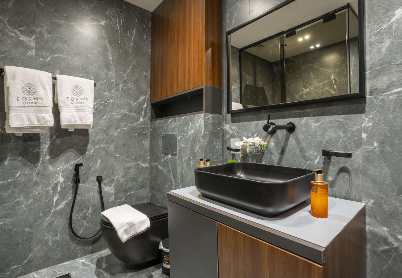 Apartment in Dubai - Dazzling 2BR Apt w/Beach Access at JBR