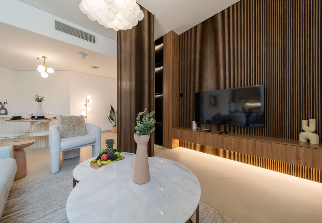 Apartment in Dubai - Chic 2BR Apt with Contemporary Design