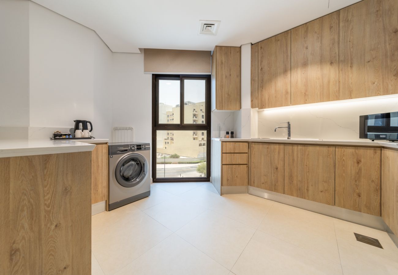 Apartment in Dubai - Chic 2BR Apt with Contemporary Design