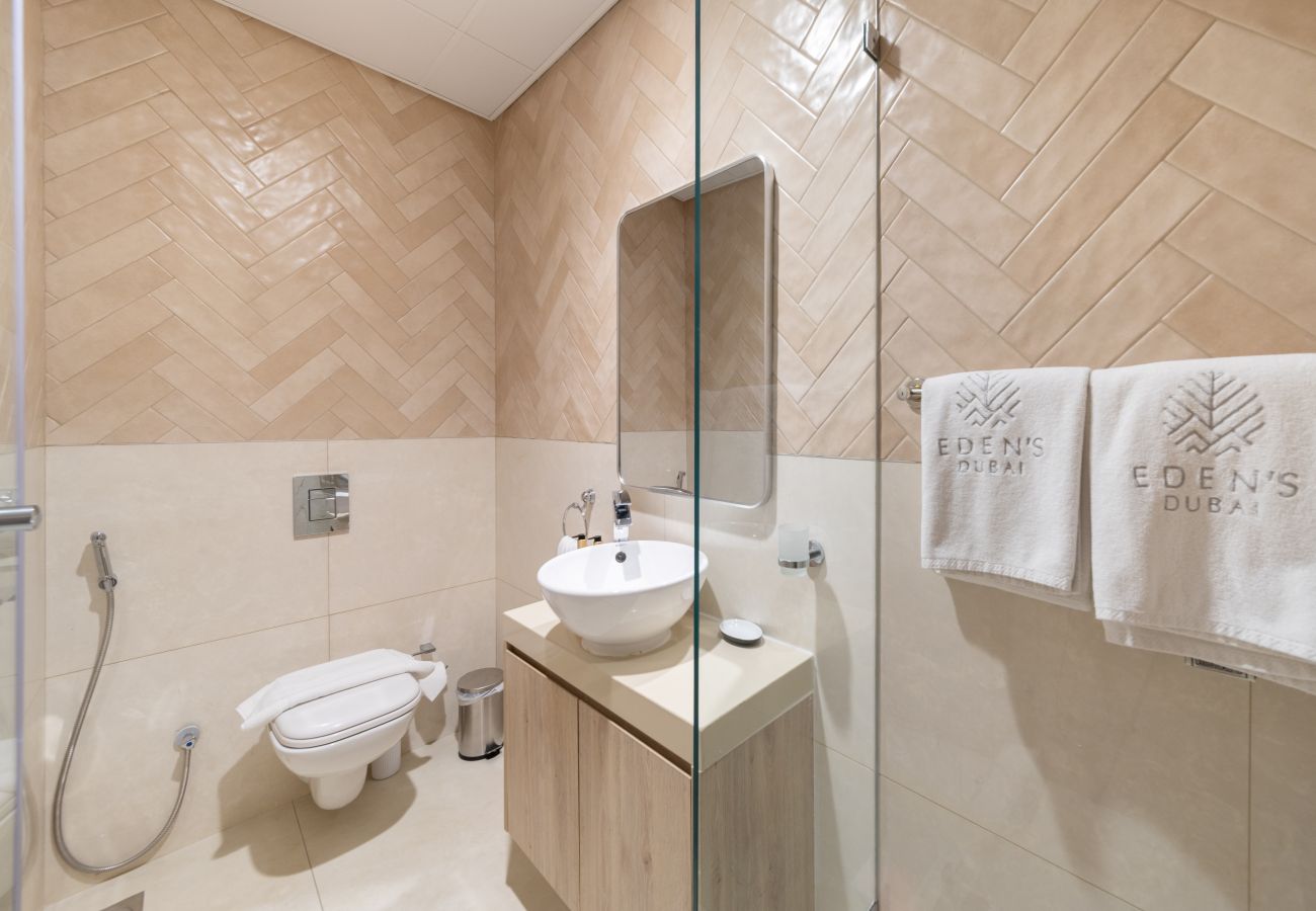 Apartment in Dubai - Chic 2BR Apt with Contemporary Design