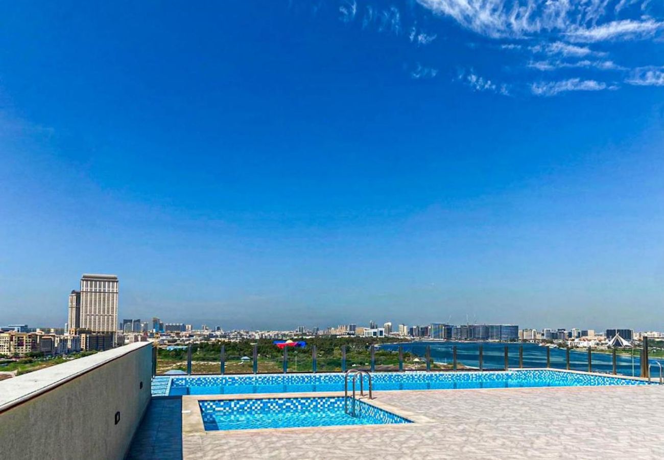 Apartment in Dubai - Chic 2BR Apt with Contemporary Design