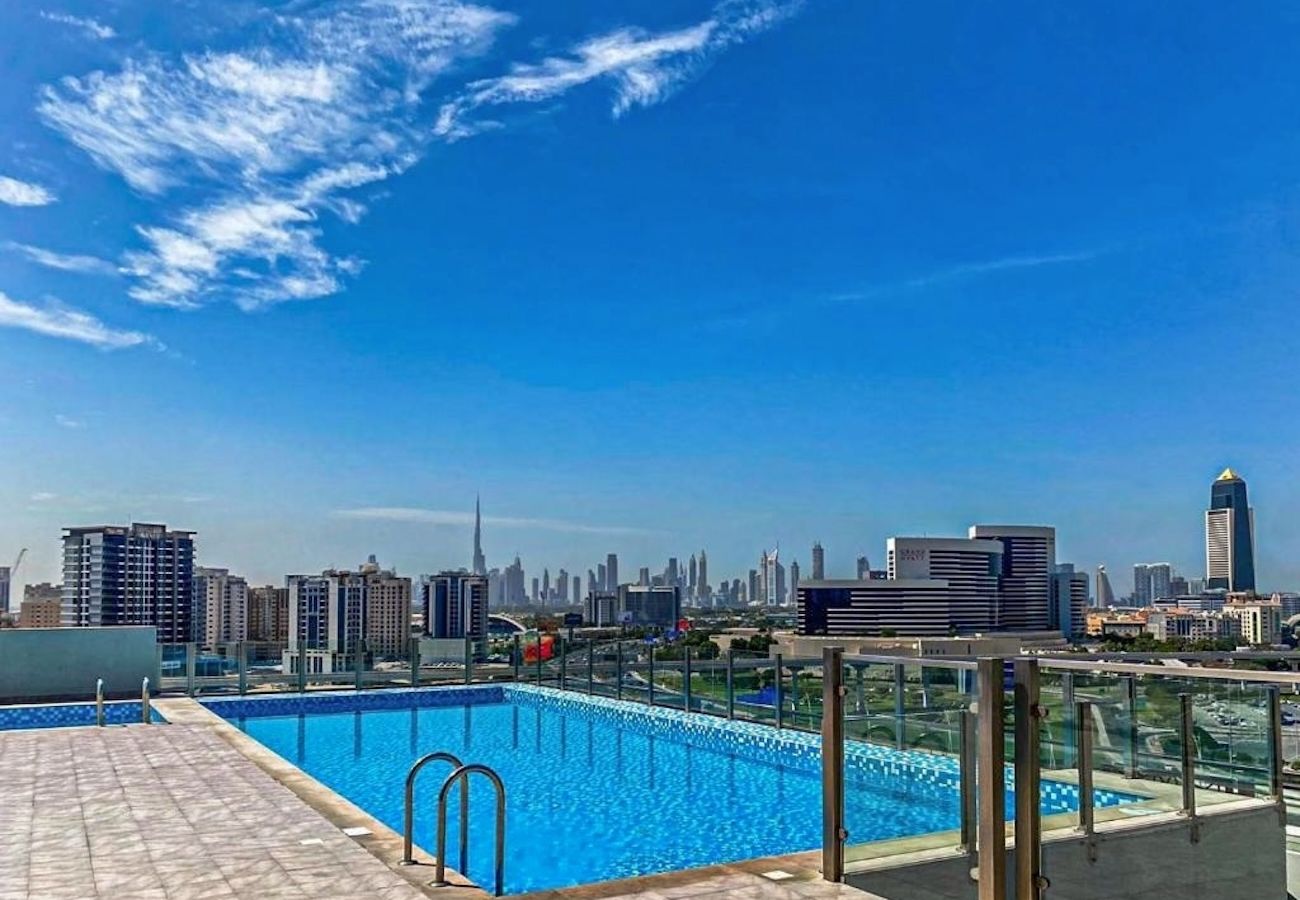 Apartment in Dubai - Chic 2BR Apt with Contemporary Design