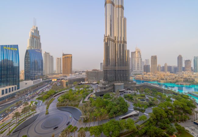 Apartment in Dubai - Lavish 2BR Apt w/ Burj Khalifa View Apartment in Dubai - Lavish 2BR Apt w/ Burj Khalifa View