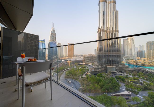 Apartment in Dubai - Lavish 2BR Apt w/ Burj Khalifa View Apartment in Dubai - Lavish 2BR Apt w/ Burj Khalifa View