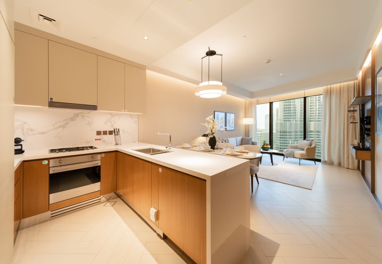 Apartment in Dubai - Lavish 2BR Apt w/ Burj Khalifa View